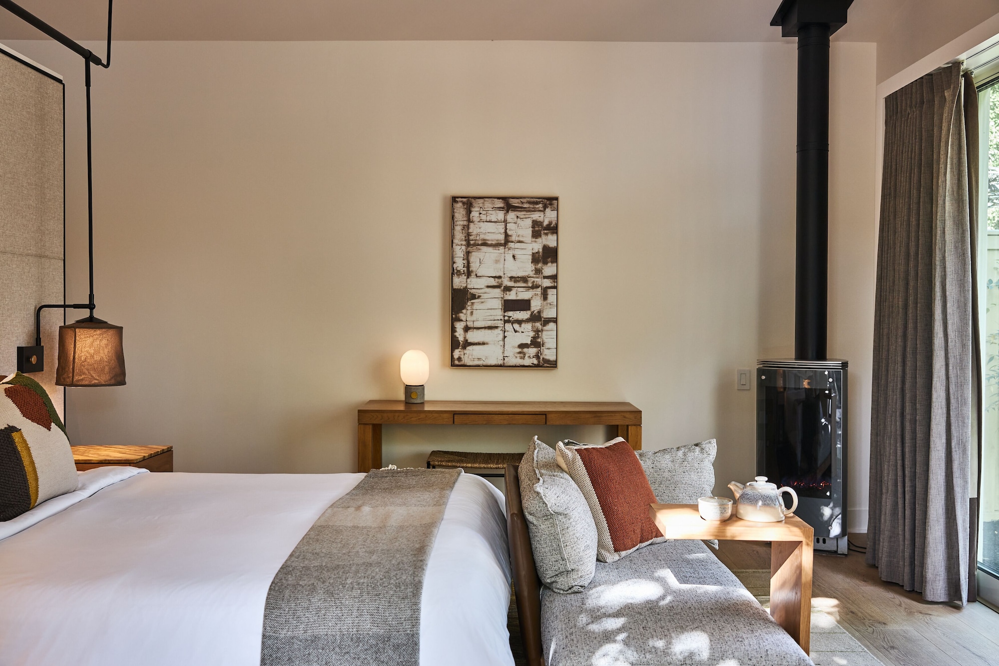 Calistoga, King Bed, Bathtub