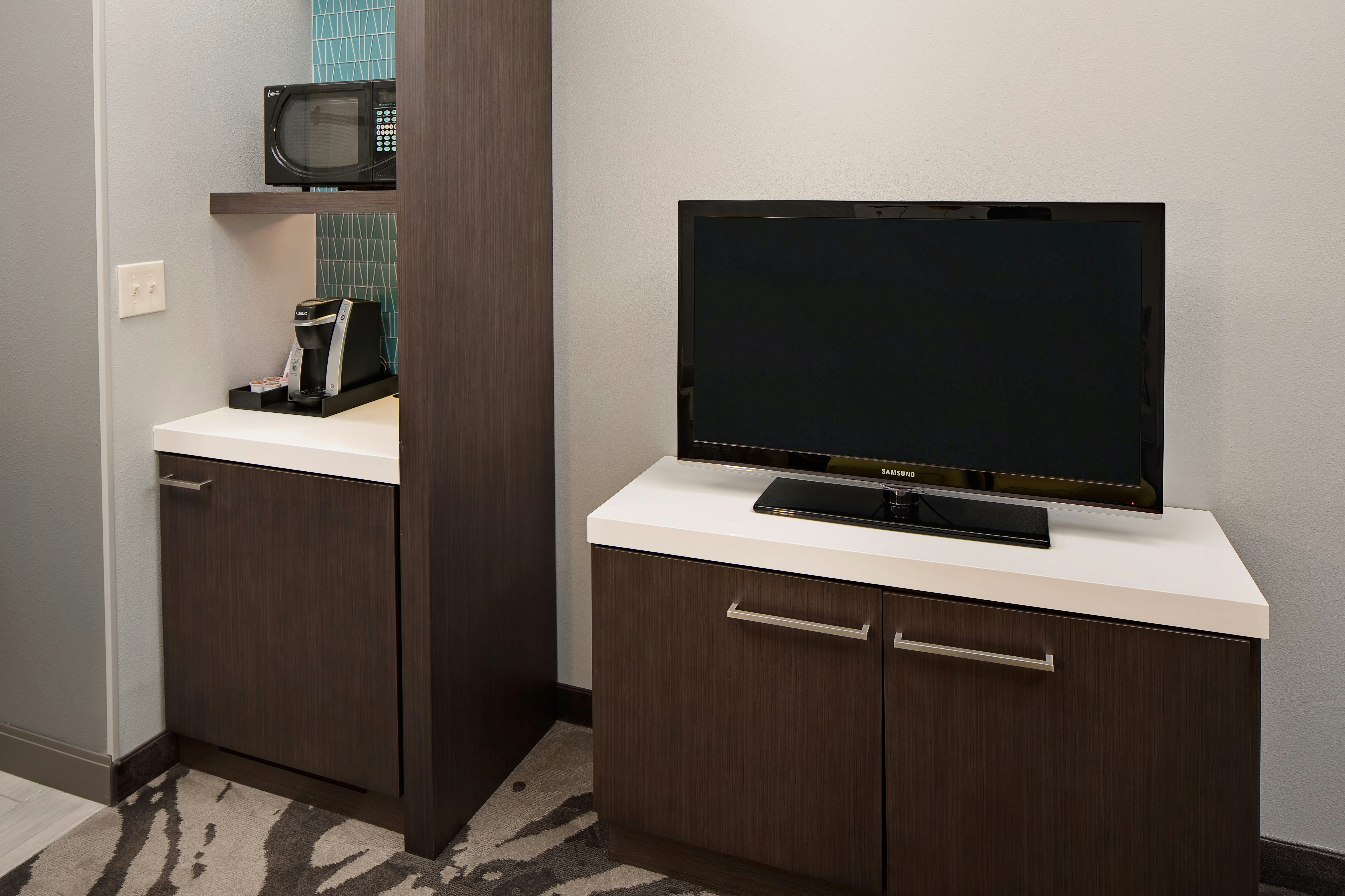 Hilton Garden Inn Dfw Airport South 63/74