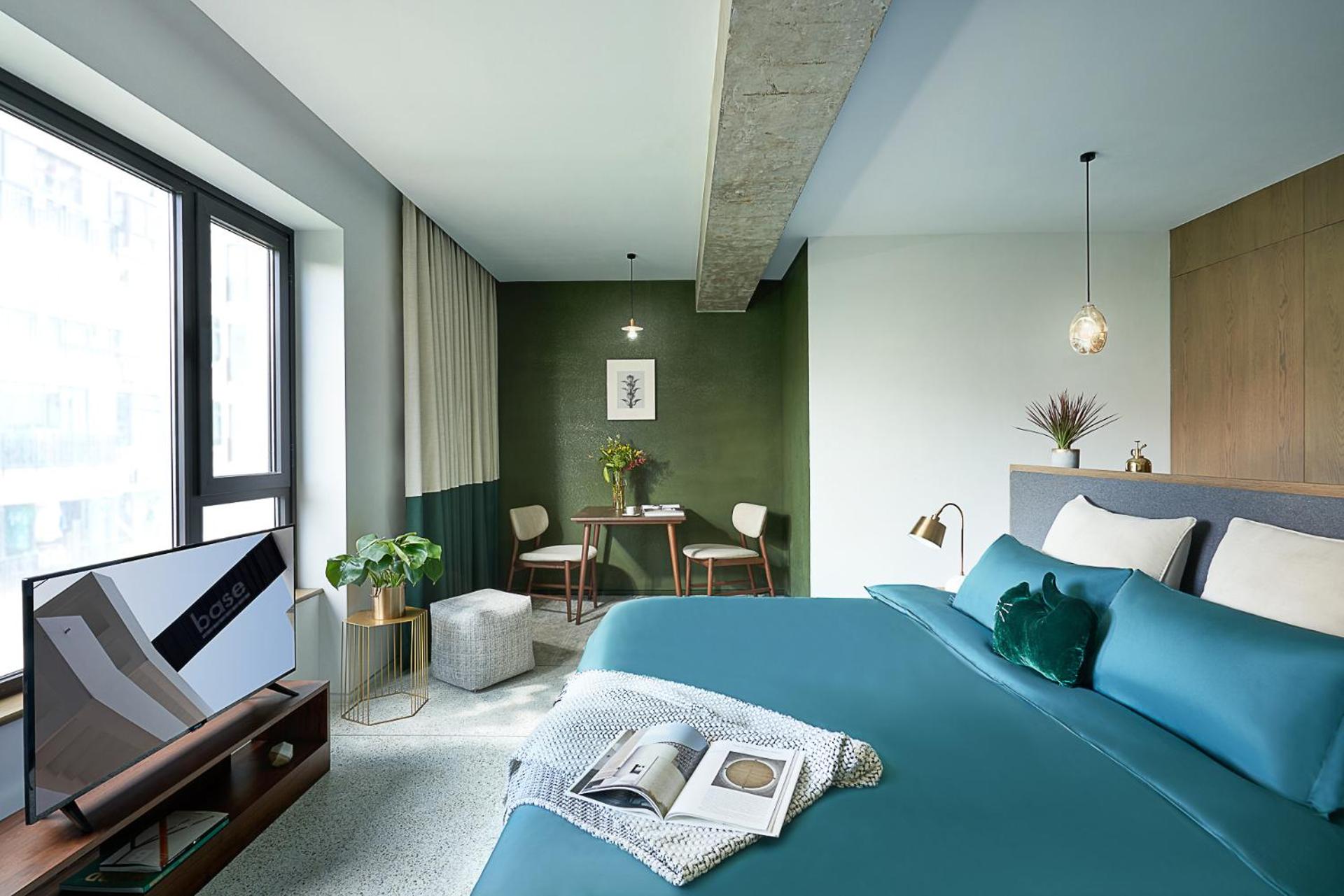 Exquisite, Studio