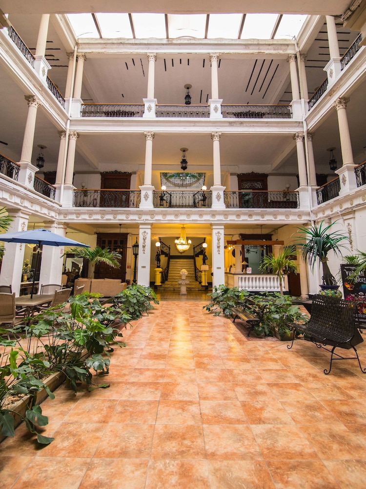 Gran Hotel de Merida 5/68