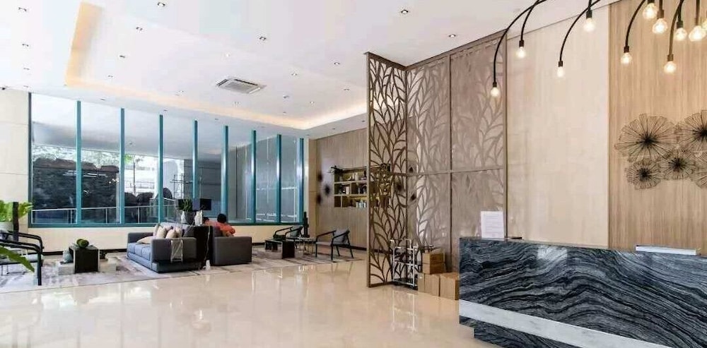 One Uptown Residence Bgc 22/50