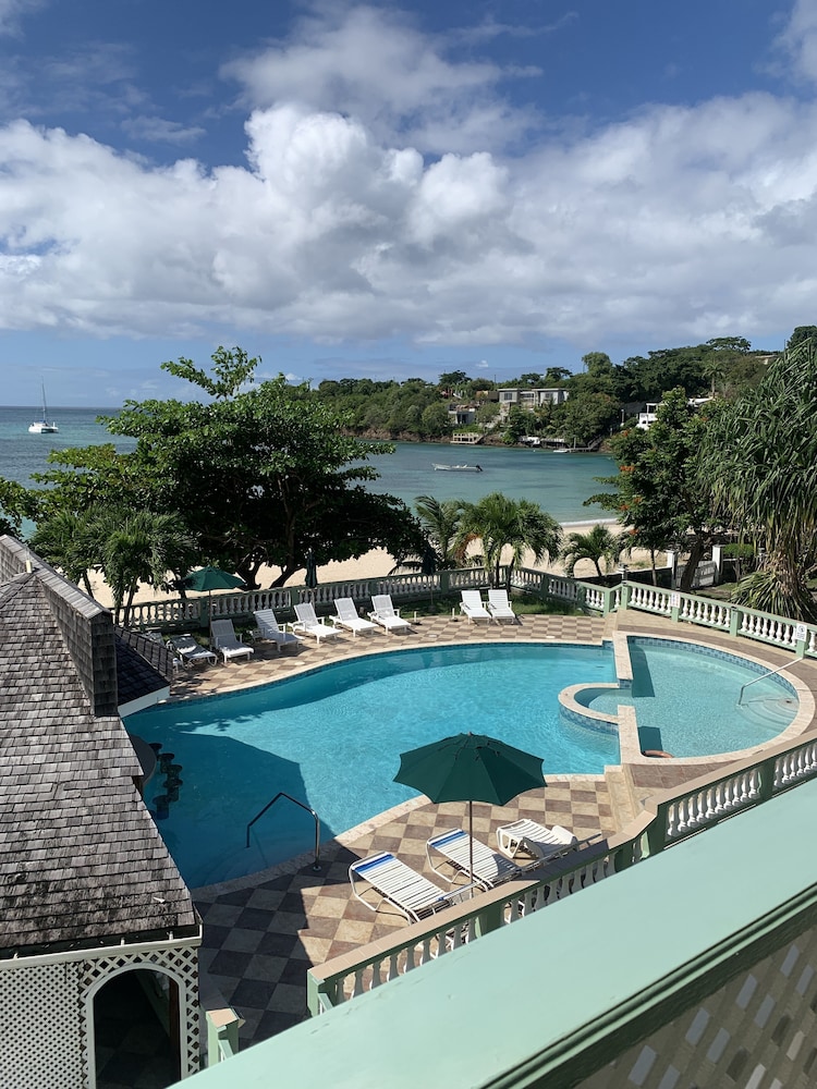 KALINAGO BEACH RESORT 30/49