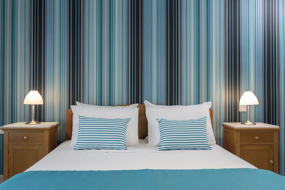 SANTELLINI HOTEL 24/45