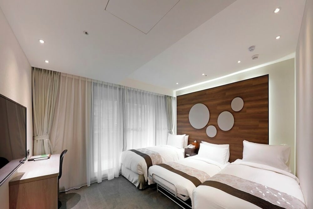 Green World Hotel Songshan 32/62