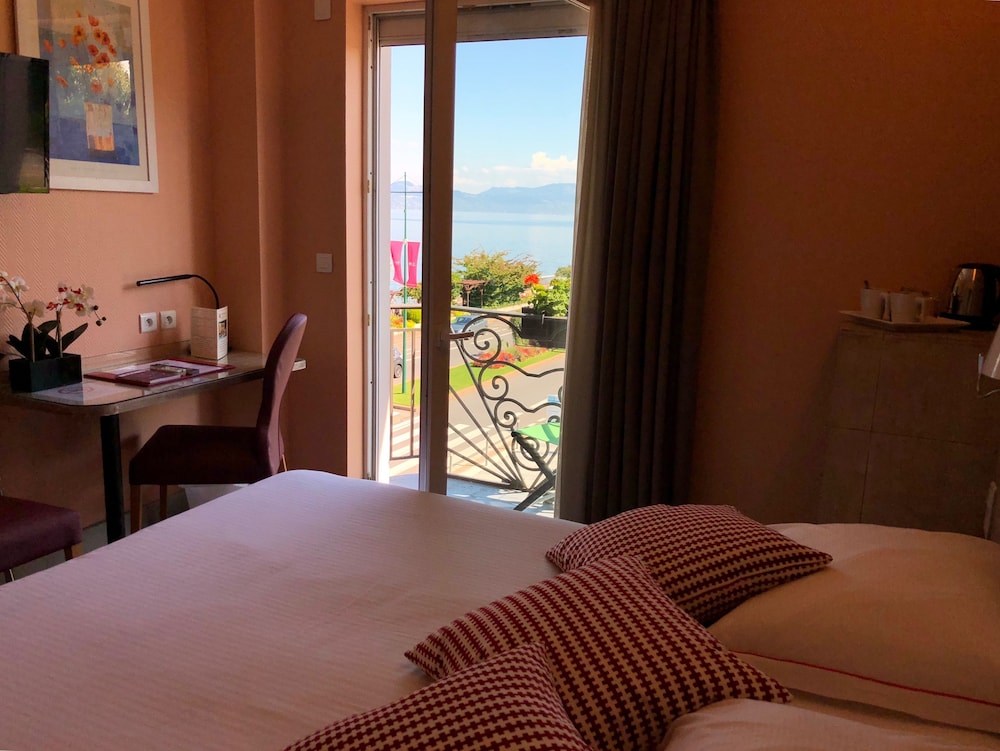 Hotel Alize Evian 35/55