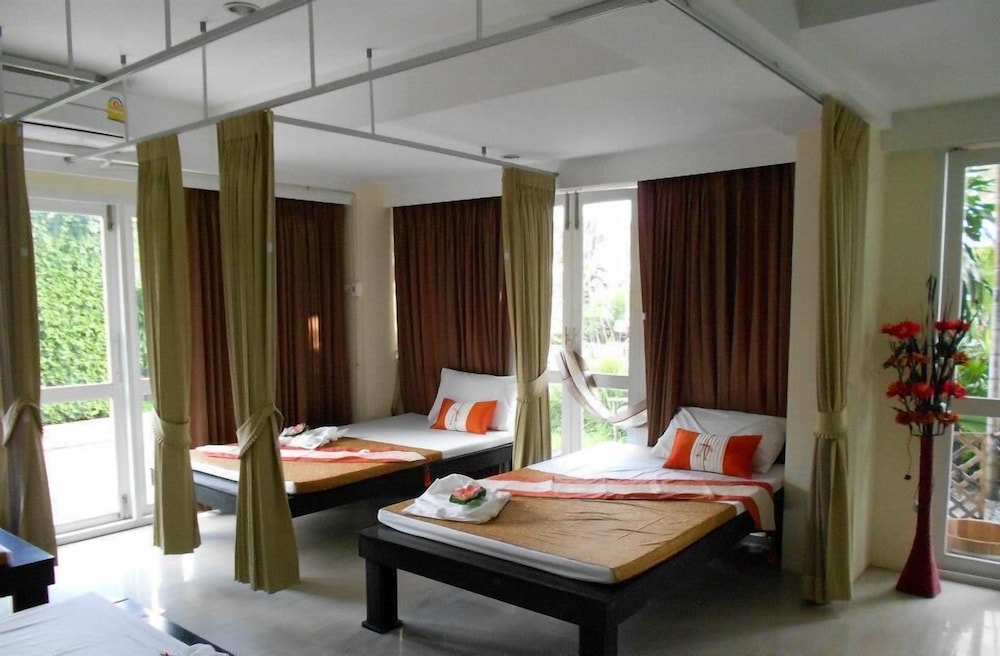 The Loft Resort Bangkok 26/44