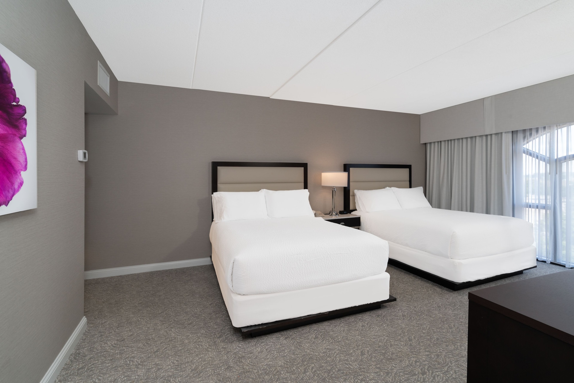 غرفة قياسية بسريرين كوين، Holiday Inn Wilmington 5/5