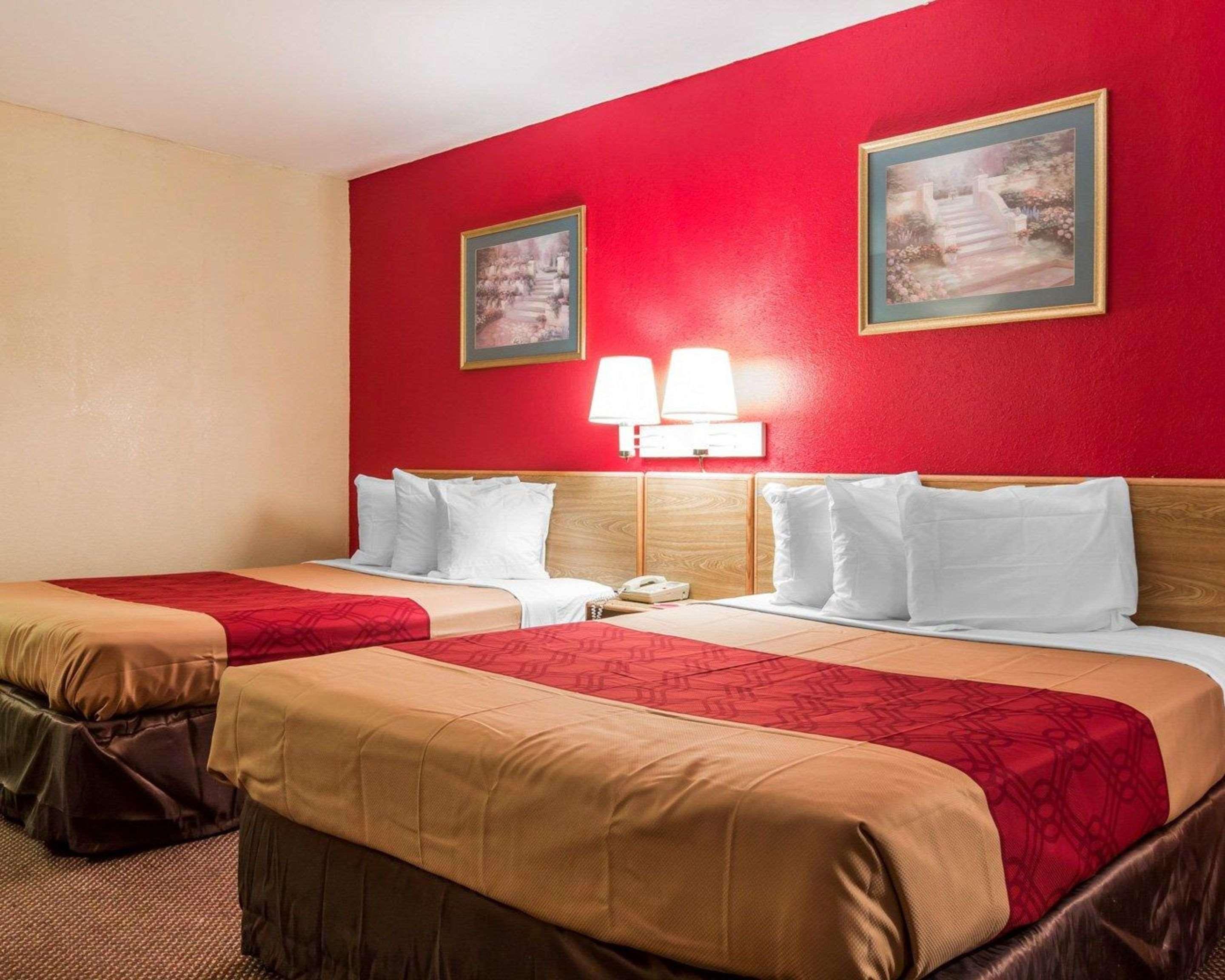 ROOM, 2 QUEEN BEDS