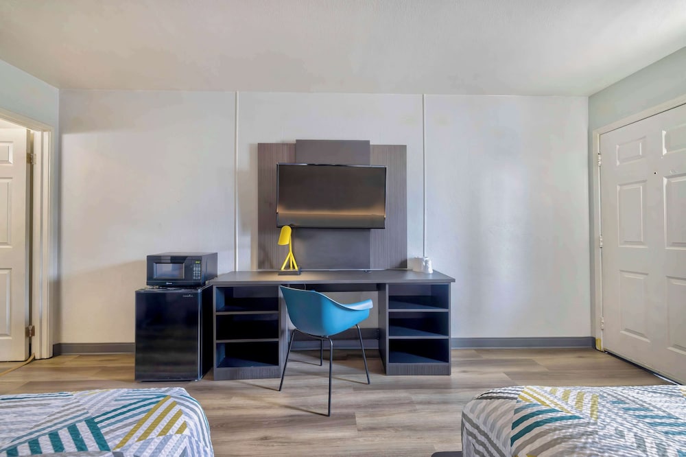 Motel6 Villa Park, IL - Chicago West 44/65