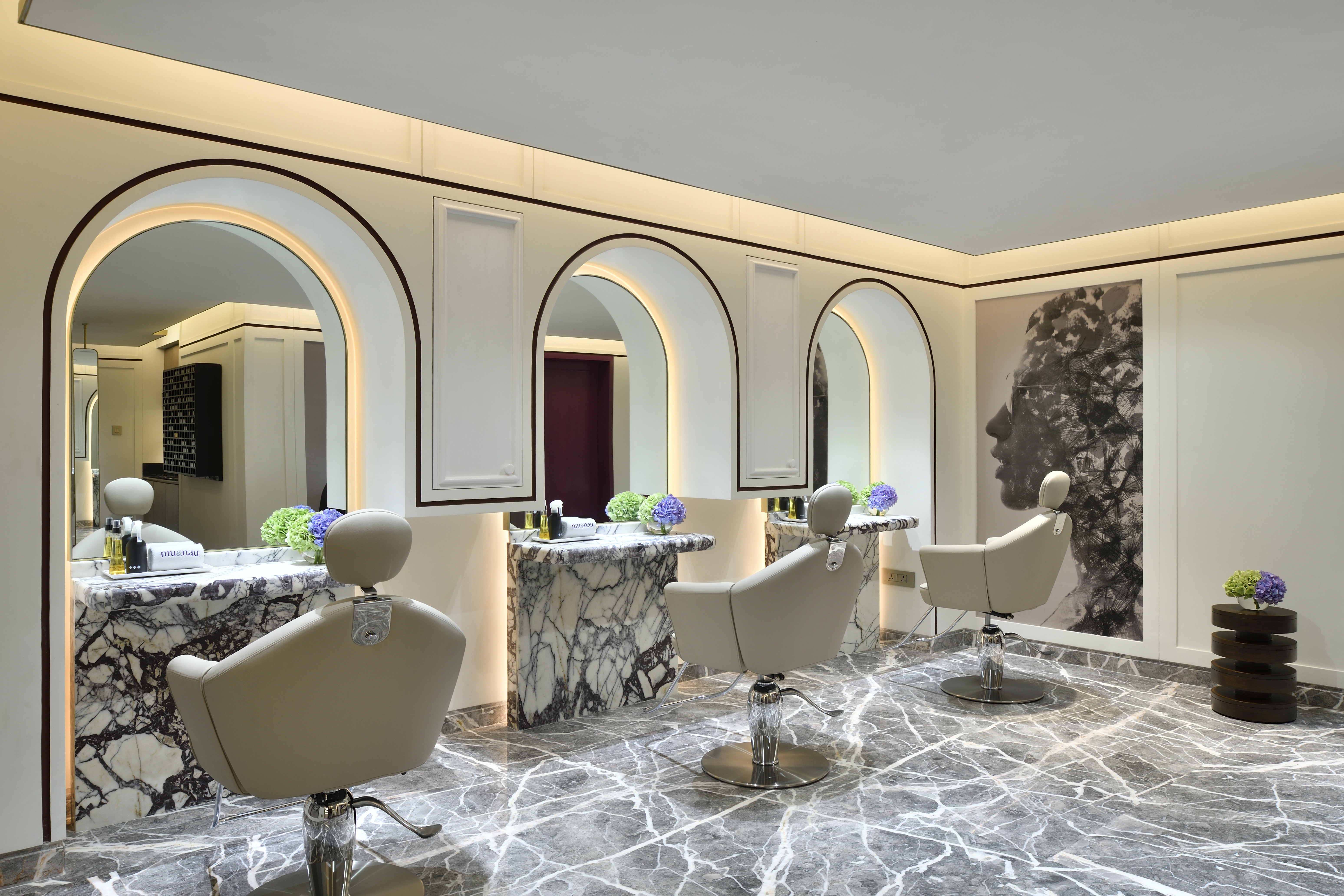 Taj Mahal Hotel, New Delhi 65/75