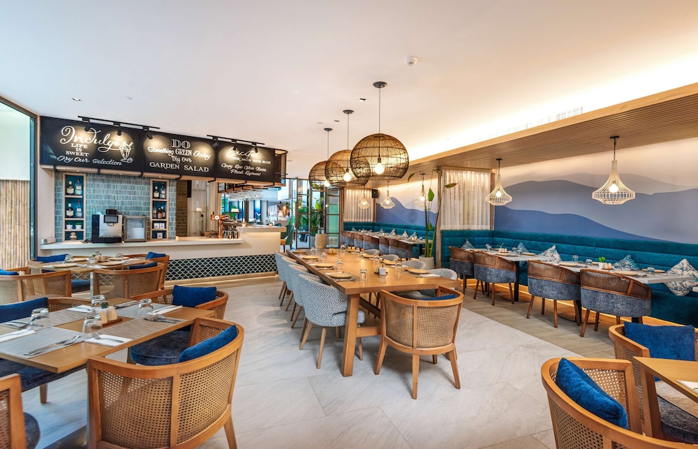 Mamaka Phuket, Tapestry Collection by Hilton 23/33