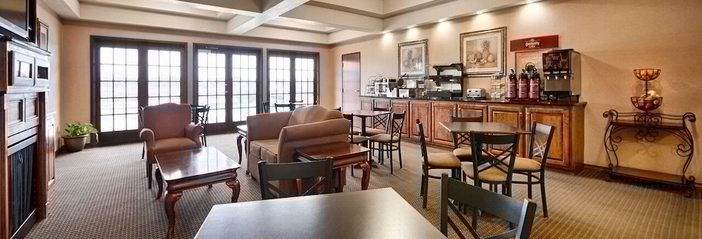 Franklin Inn And Suites 12/14
