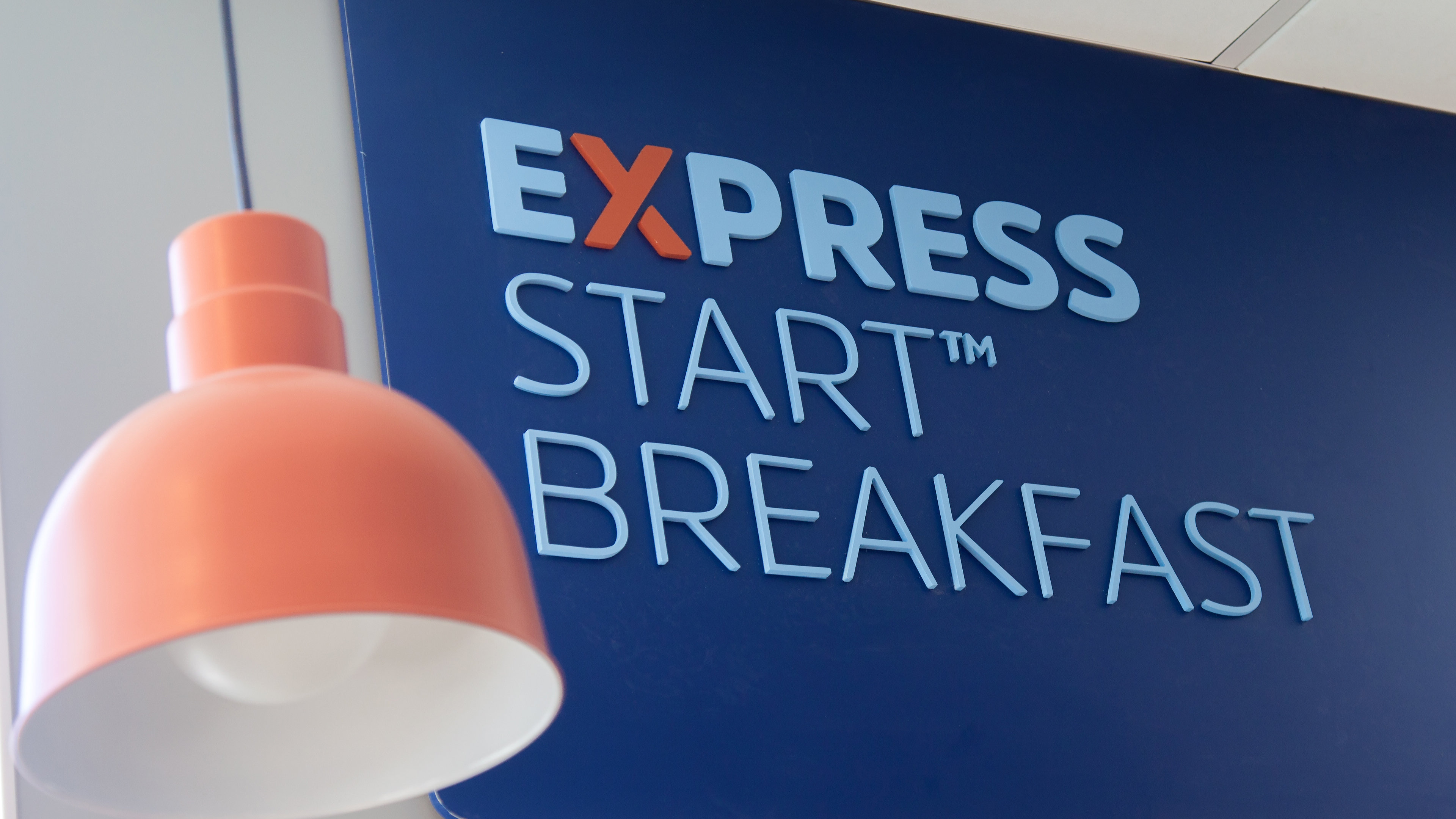 Holiday Inn Express Suites Panama City Beach 17/50