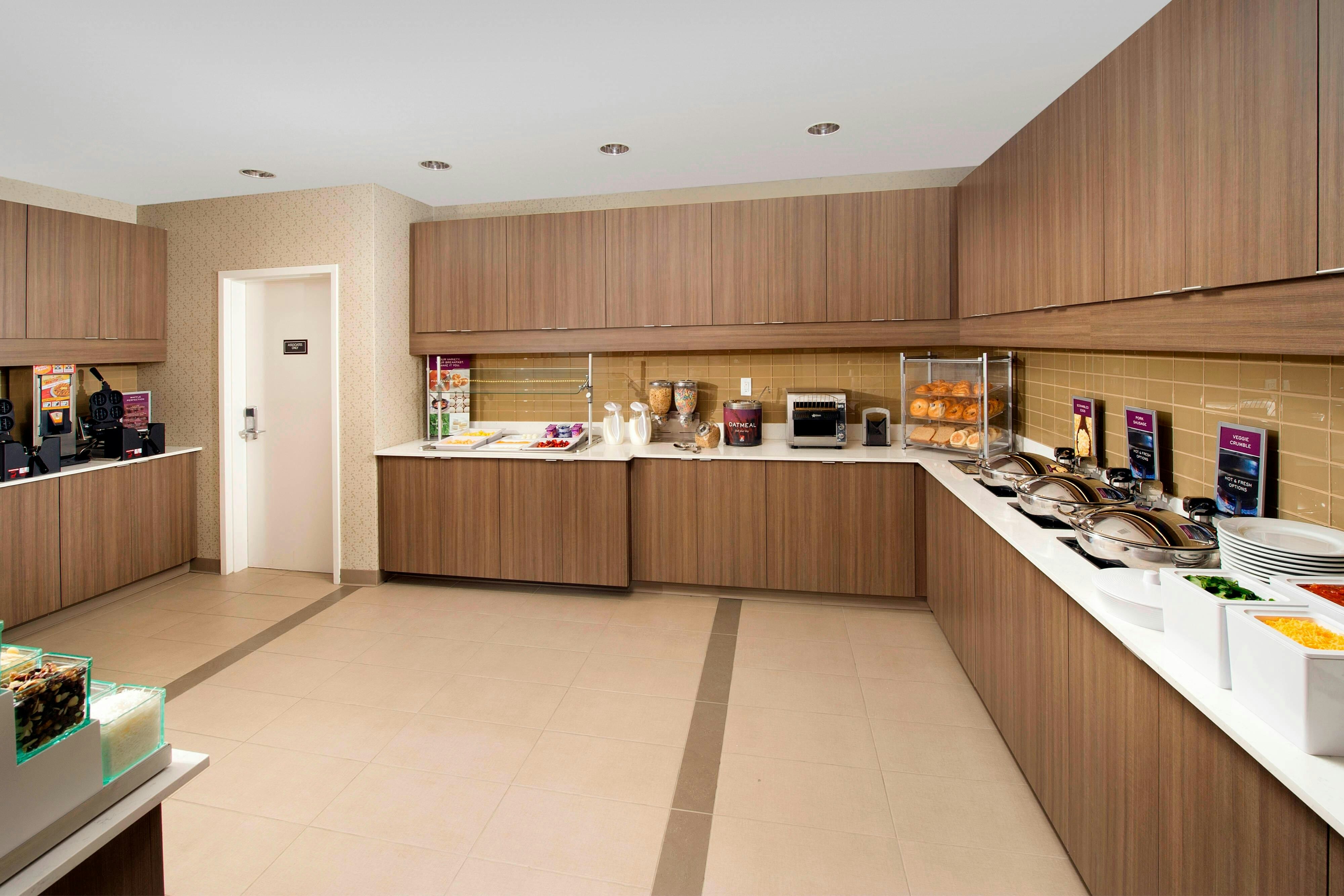 RESIDENCE INN MIAMI AIRPORT WEST / DORAL 4/18