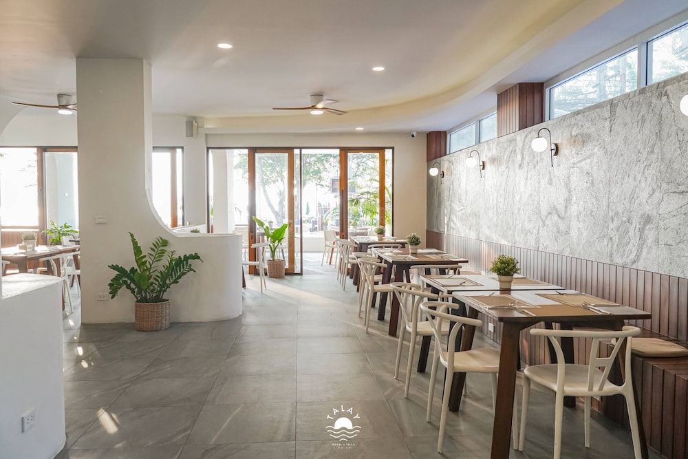 Talay Hotel & Villa 31/50