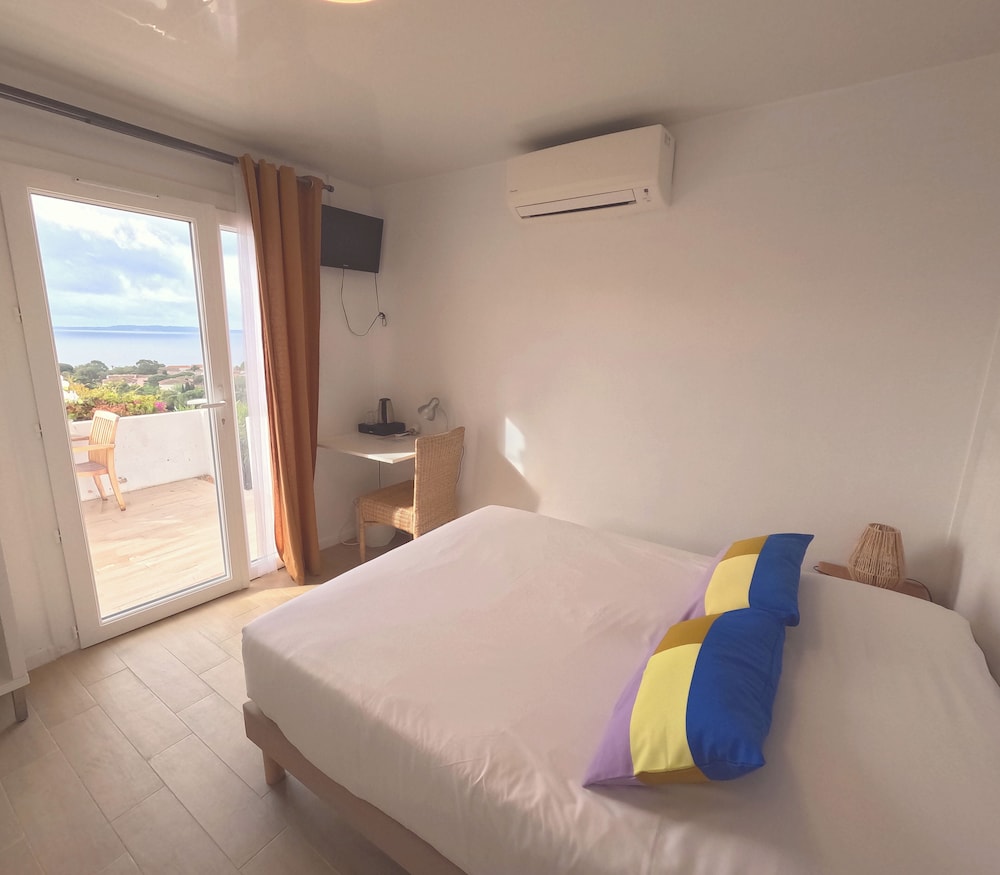 Azur Hotel 17/63