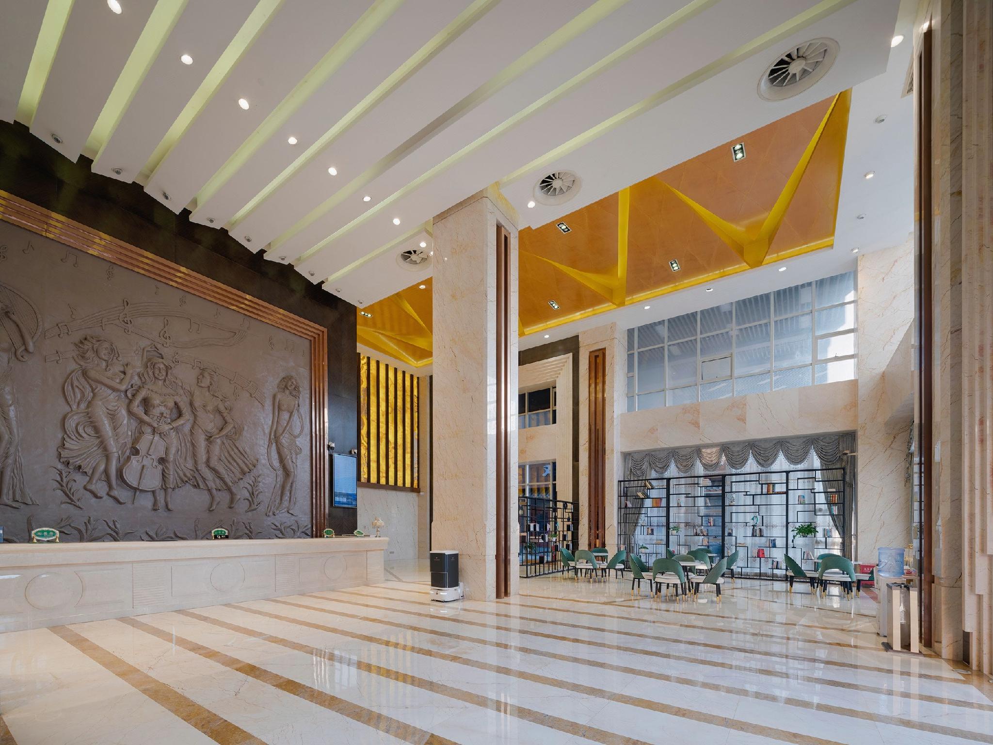Vienna International Hotel (Dongcheng Building, Lanzhu East Road, Pingshan, Shenzhen) 11/47
