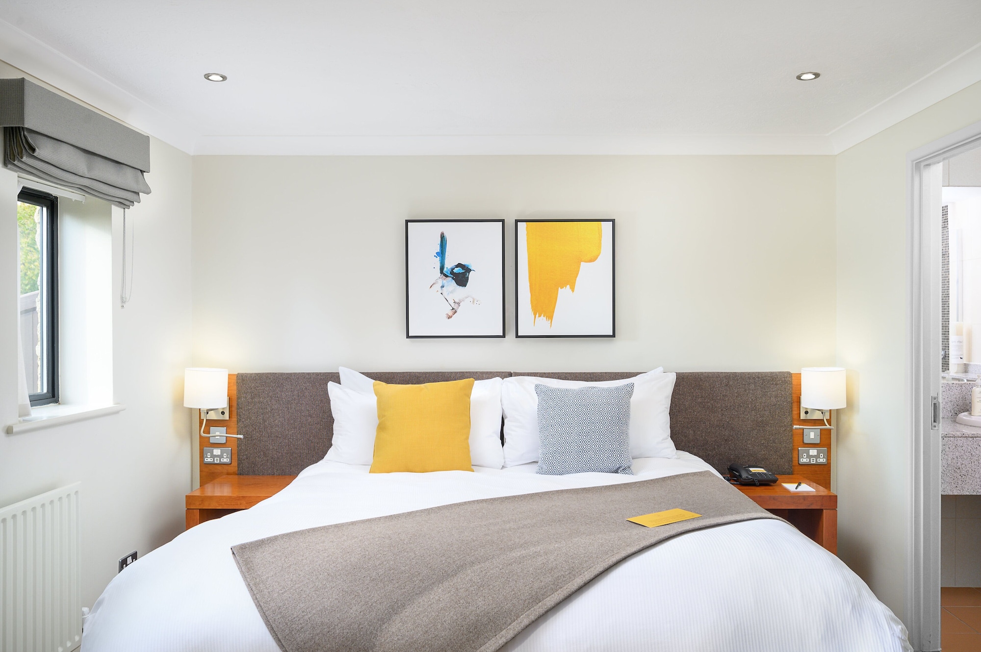 STANDARD, KING BED