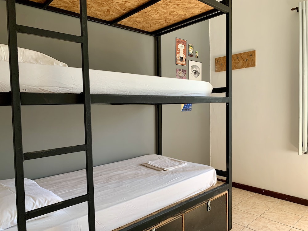 Hostel A Coroa 25/50