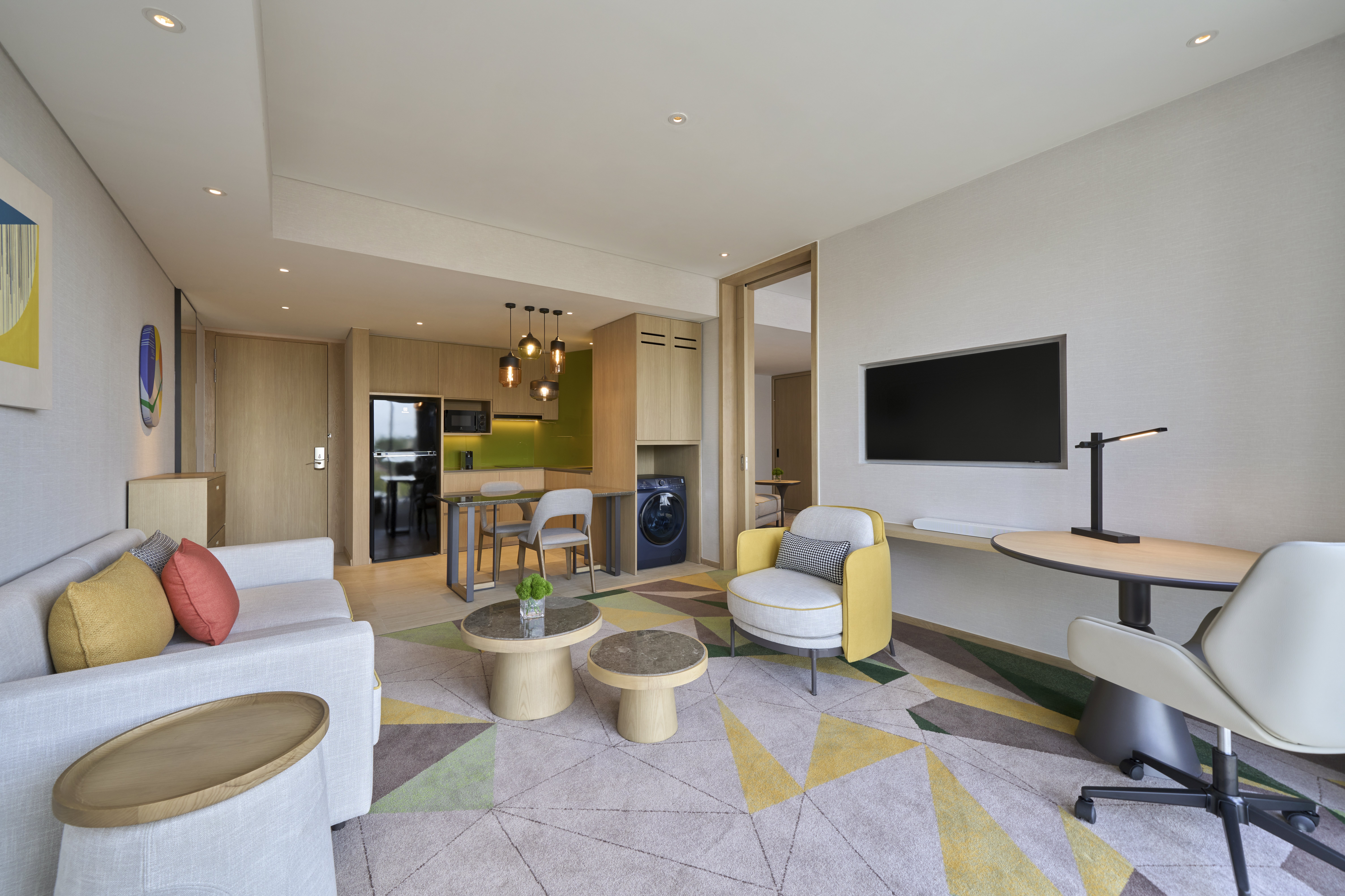 Holiday Inn & Suites VIENTIANE 30/42