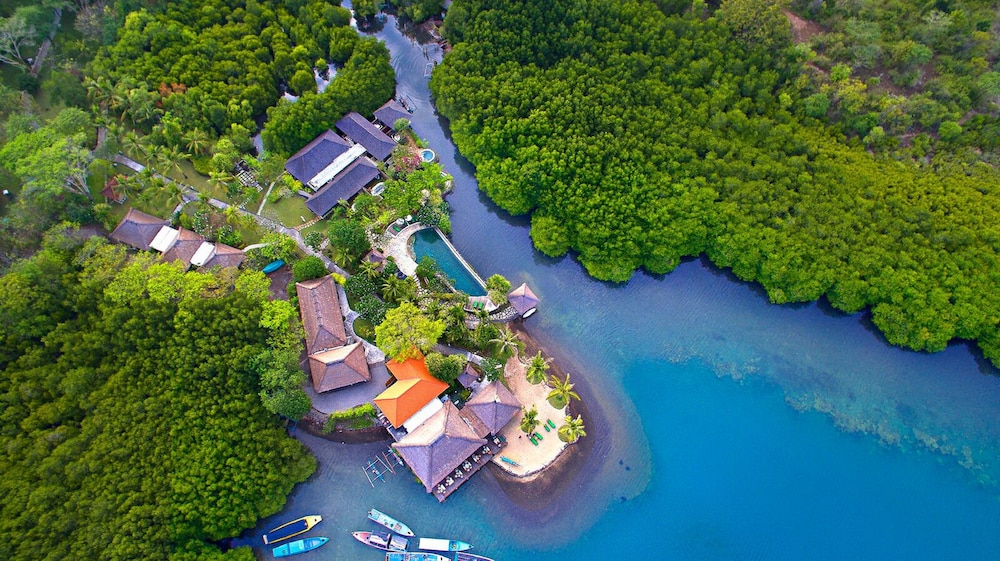 MIMPI RESORT MENJANGAN 60/73