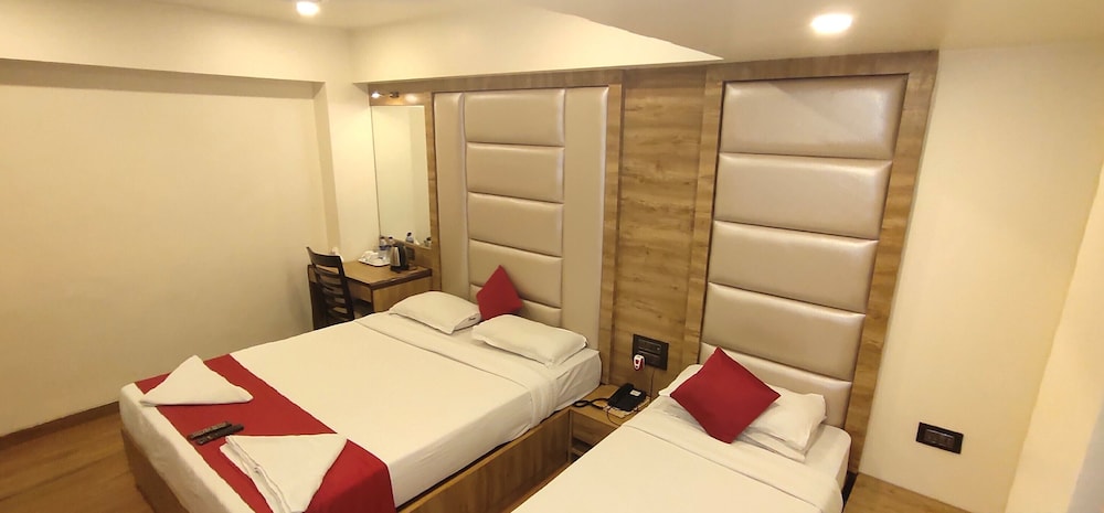 HOTEL HERITAGE DAKSHIN 14/50