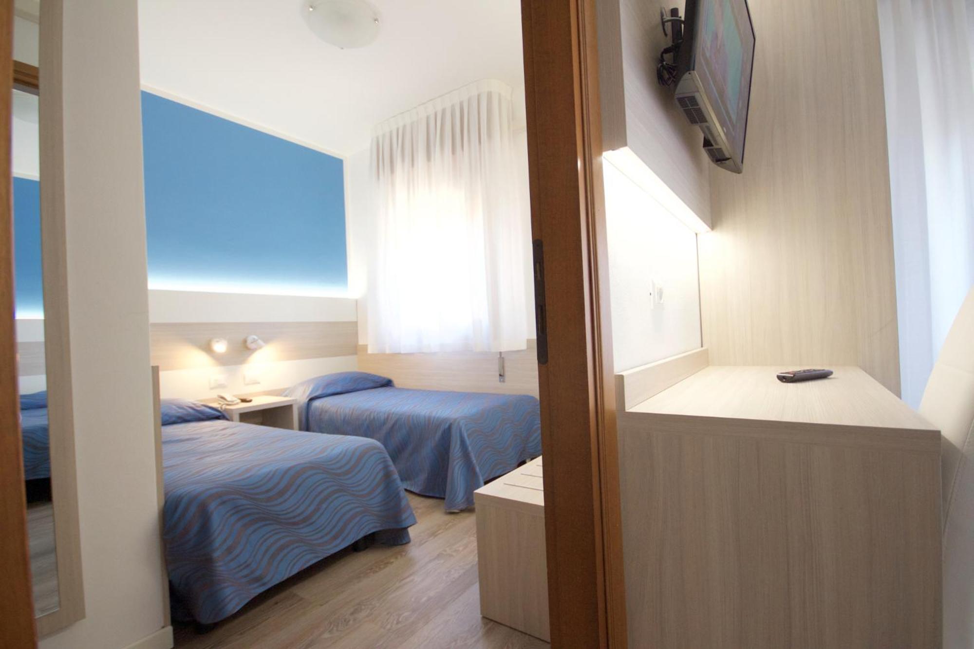 Hotel Serenella 21/60