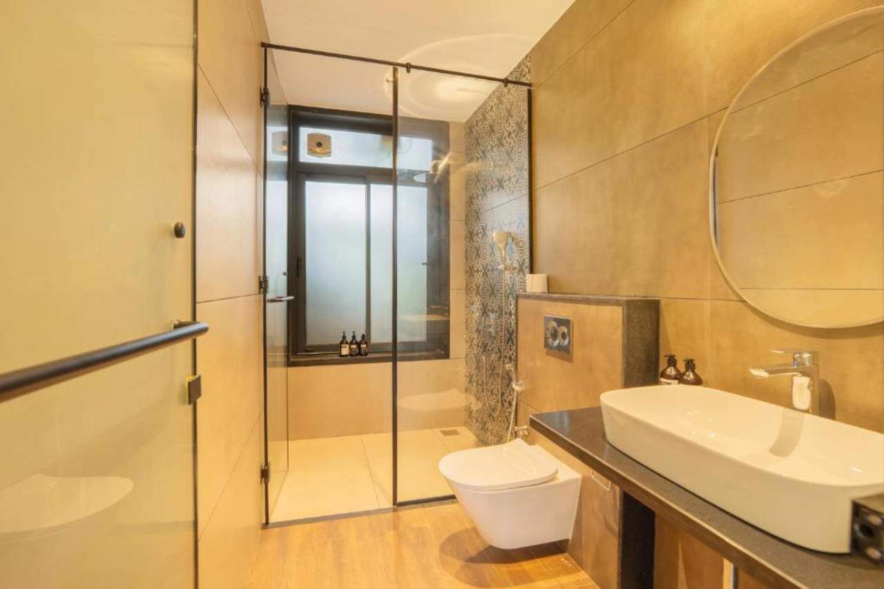 ELIVAAS Purosol 3BHK Pool Villa close to Ozran Beach 17/21