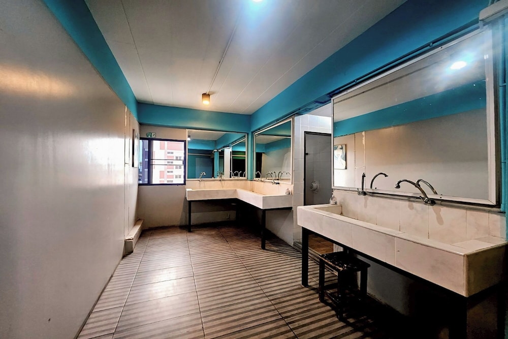 Me U Hostel - Adults Only 28/53
