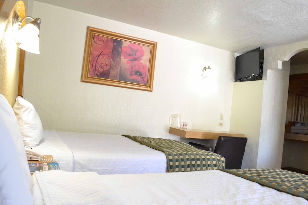 Hotel Flamingo Juarez 8/30