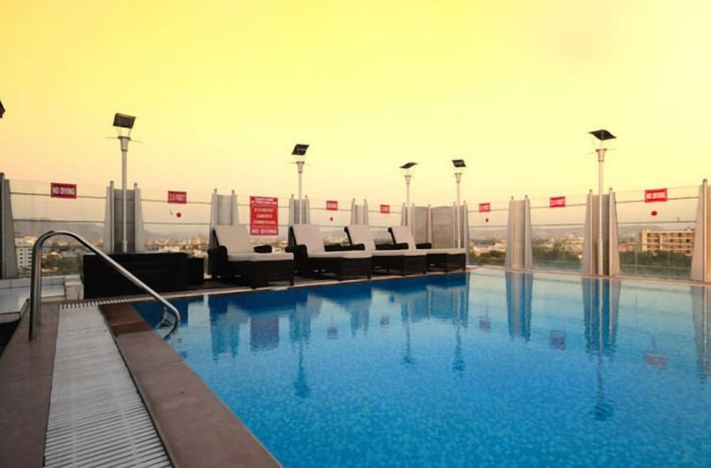 Park Prime Jaipur 15/15