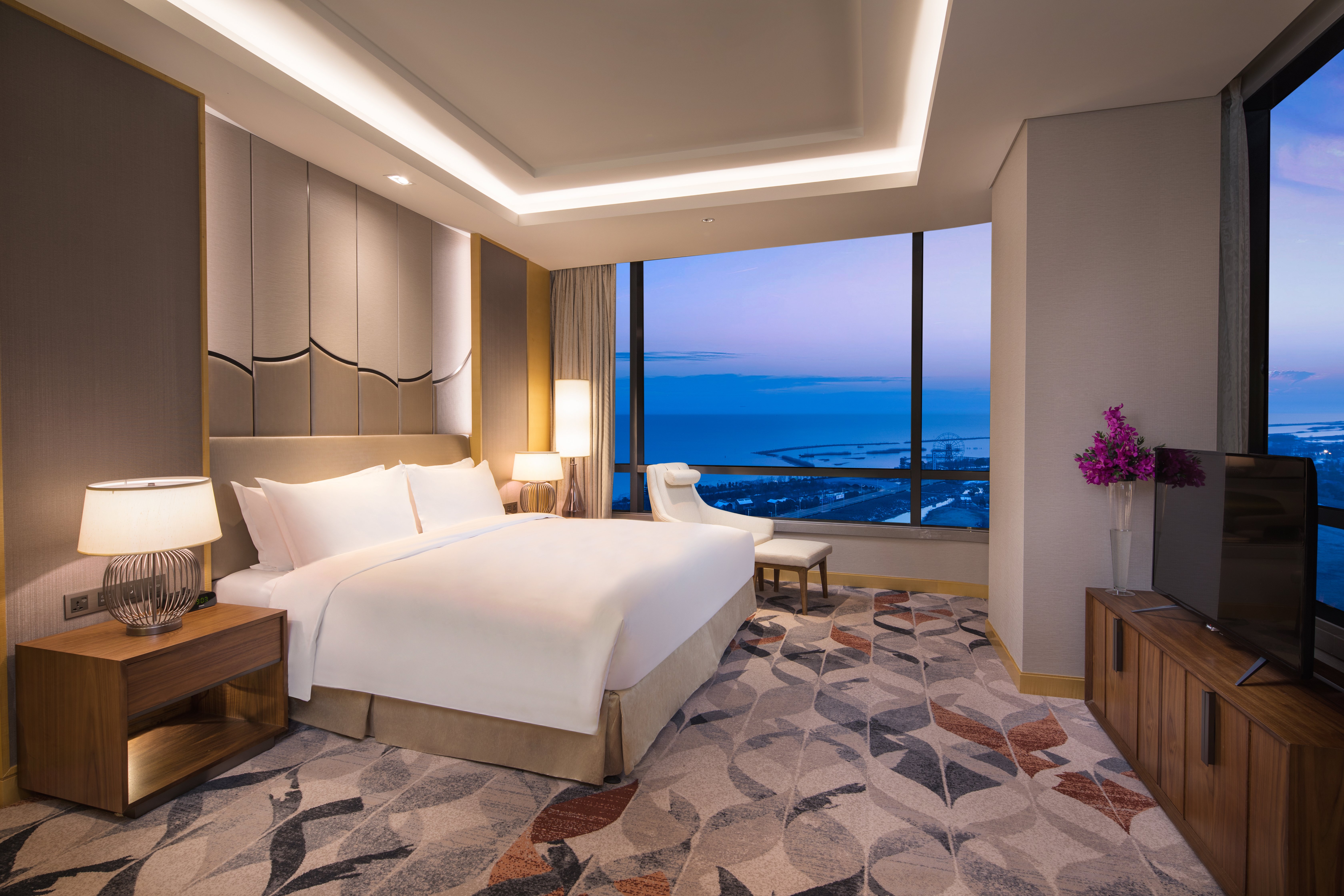 HOLIDAY INN SUZHOU TAIHU LAKE 7/27
