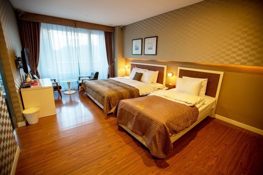 Hotel Wiz 5/38