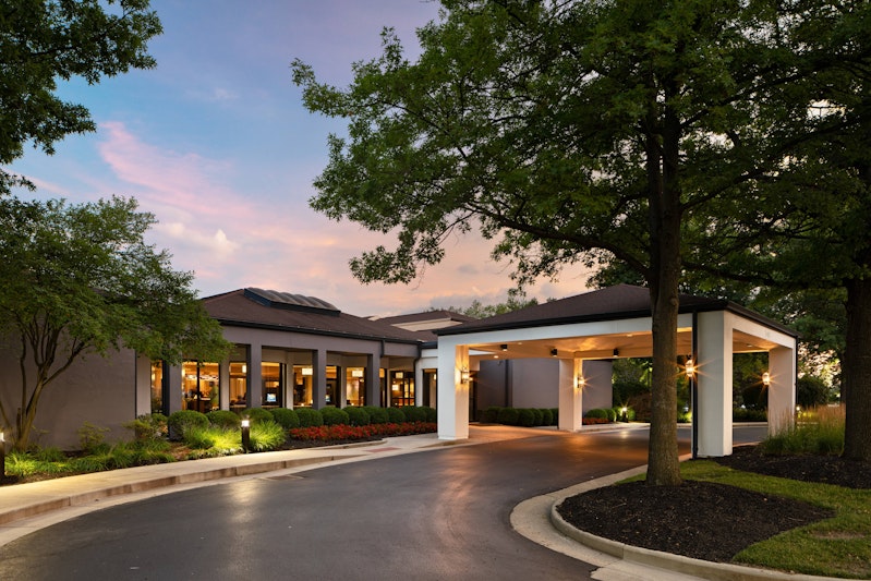 Courtyard Cincinnati Blue Ash 46/46