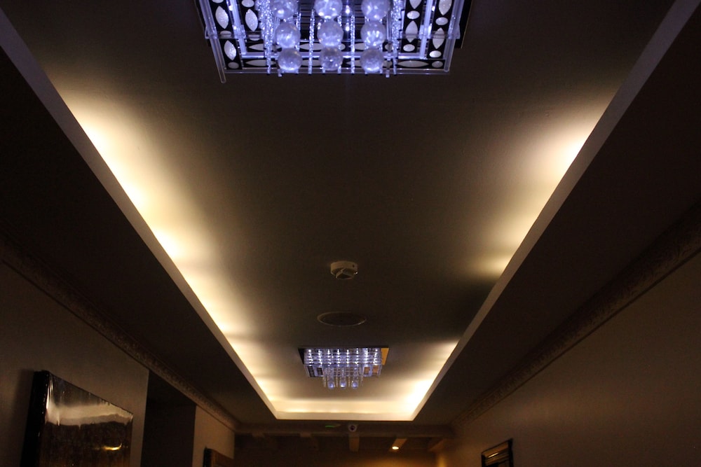 Hotel Sapphire 58/68