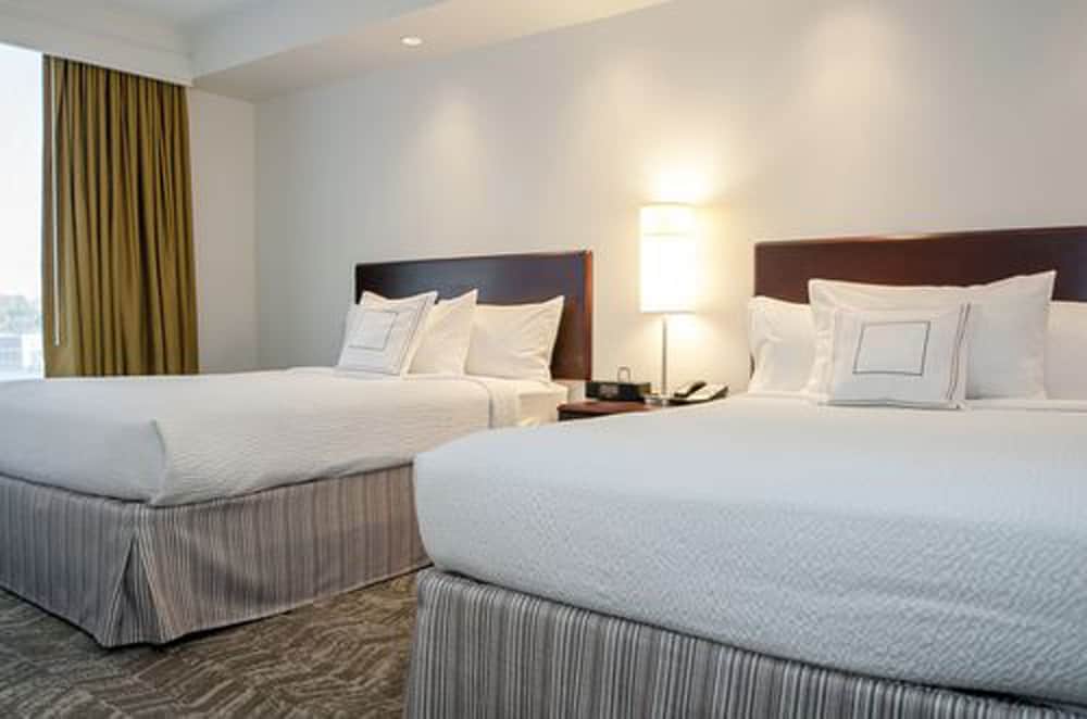 Springhill Suites by Marriott Louisville Airport 15/48