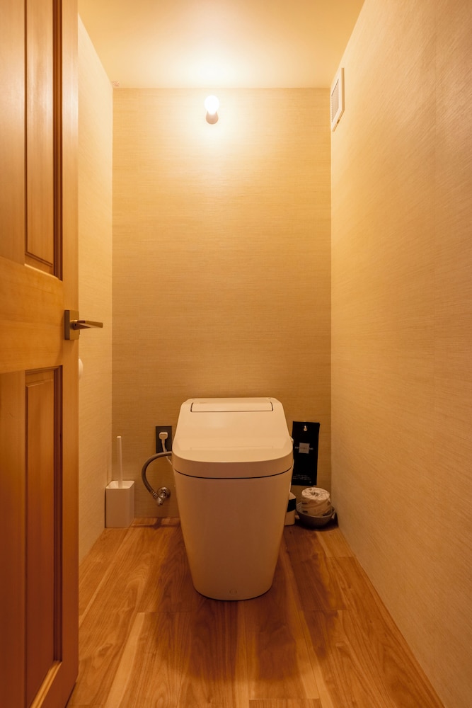 HOTEL TOMOS ASAKUSA 49/50