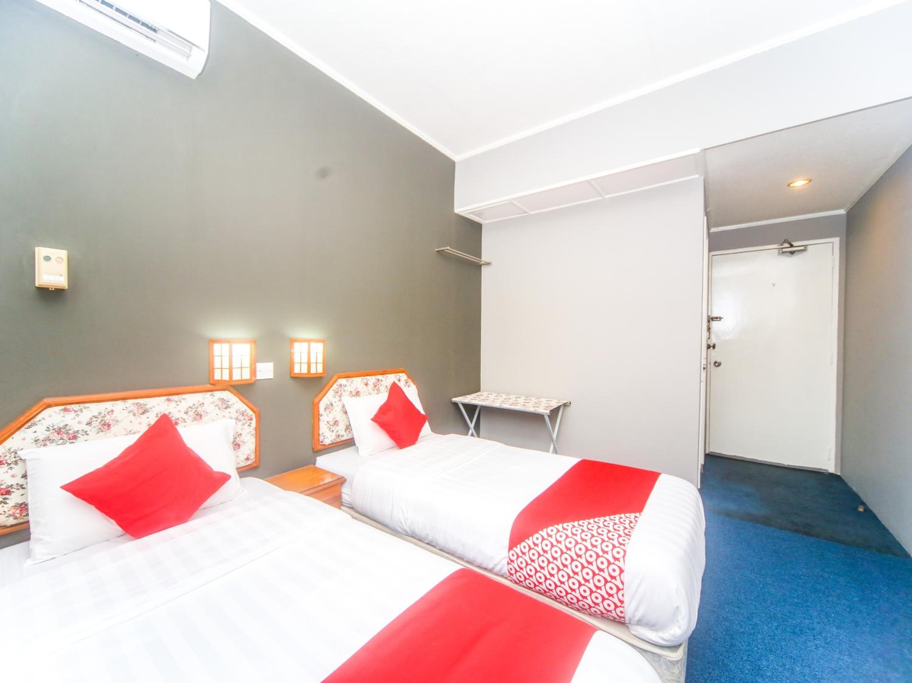Oyo 1026 Hotel Lutana 28/39