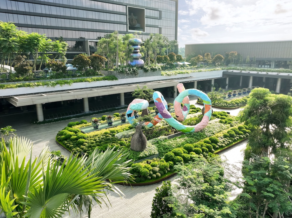 Padma Hotel Semarang 33/39