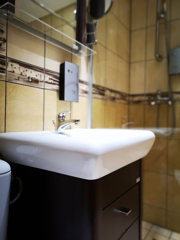Best Western Plaza Hotel 36/65