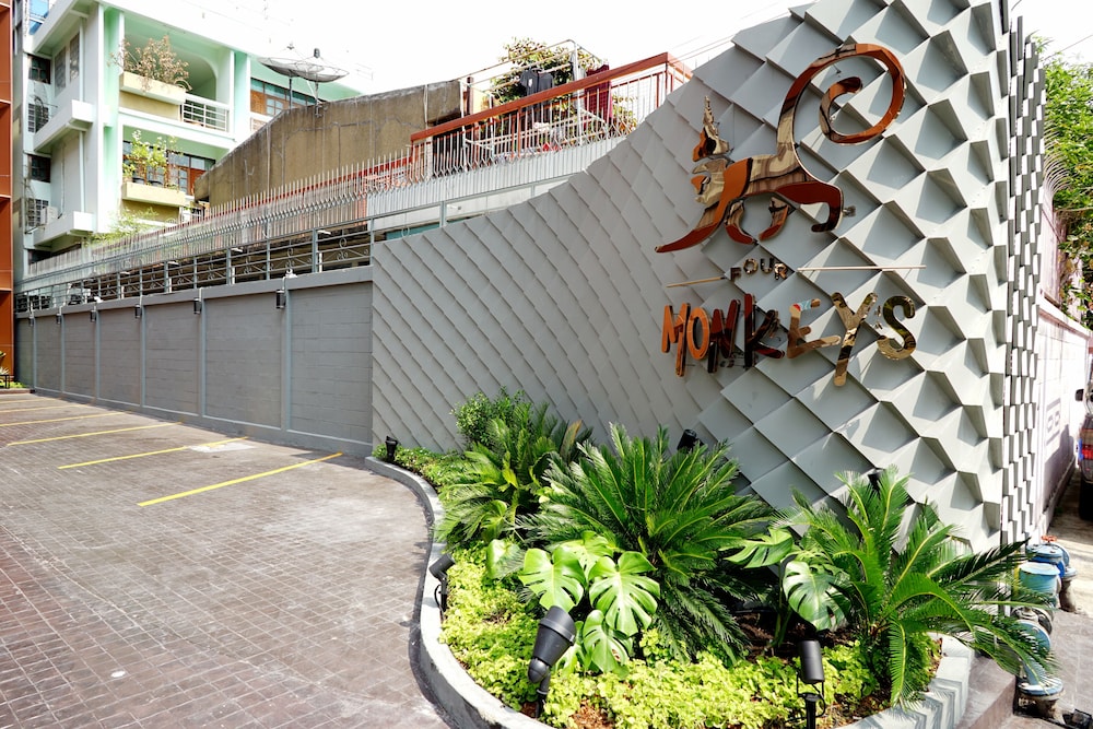 4 Monkeys Hotel Bangkok 6/50