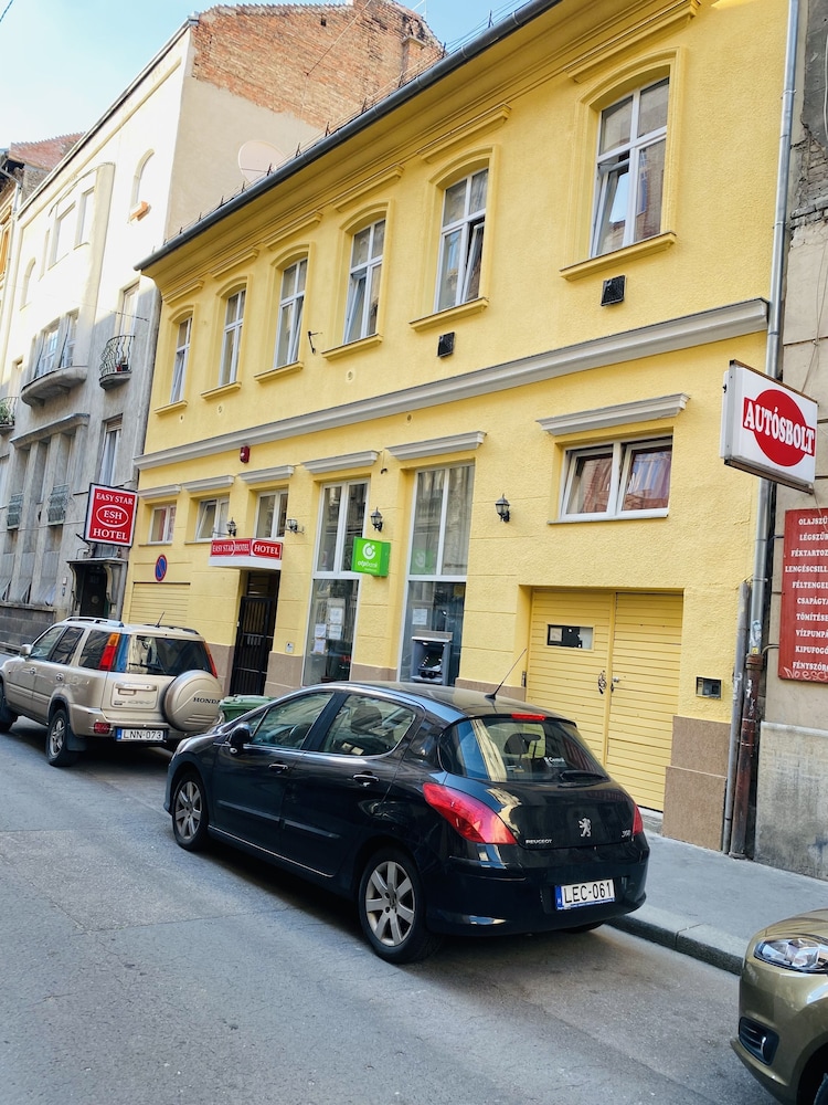 Easy Star Hotel 39/51