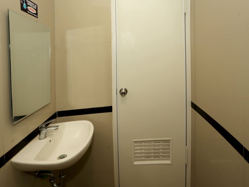 Collection O 92130 Hotel Fiducia Kaji 37/37