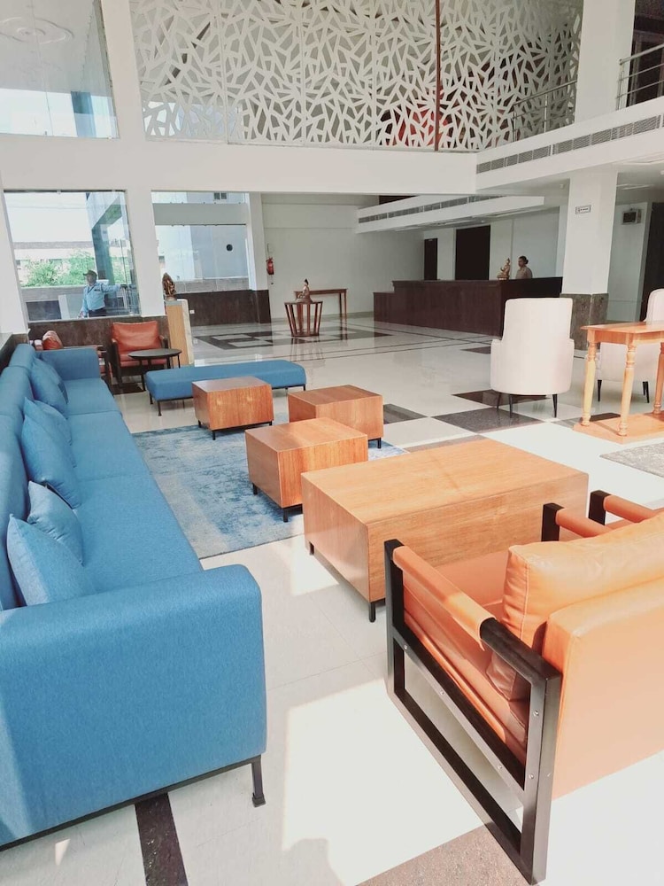 Hotel Siddhartha International 27/46