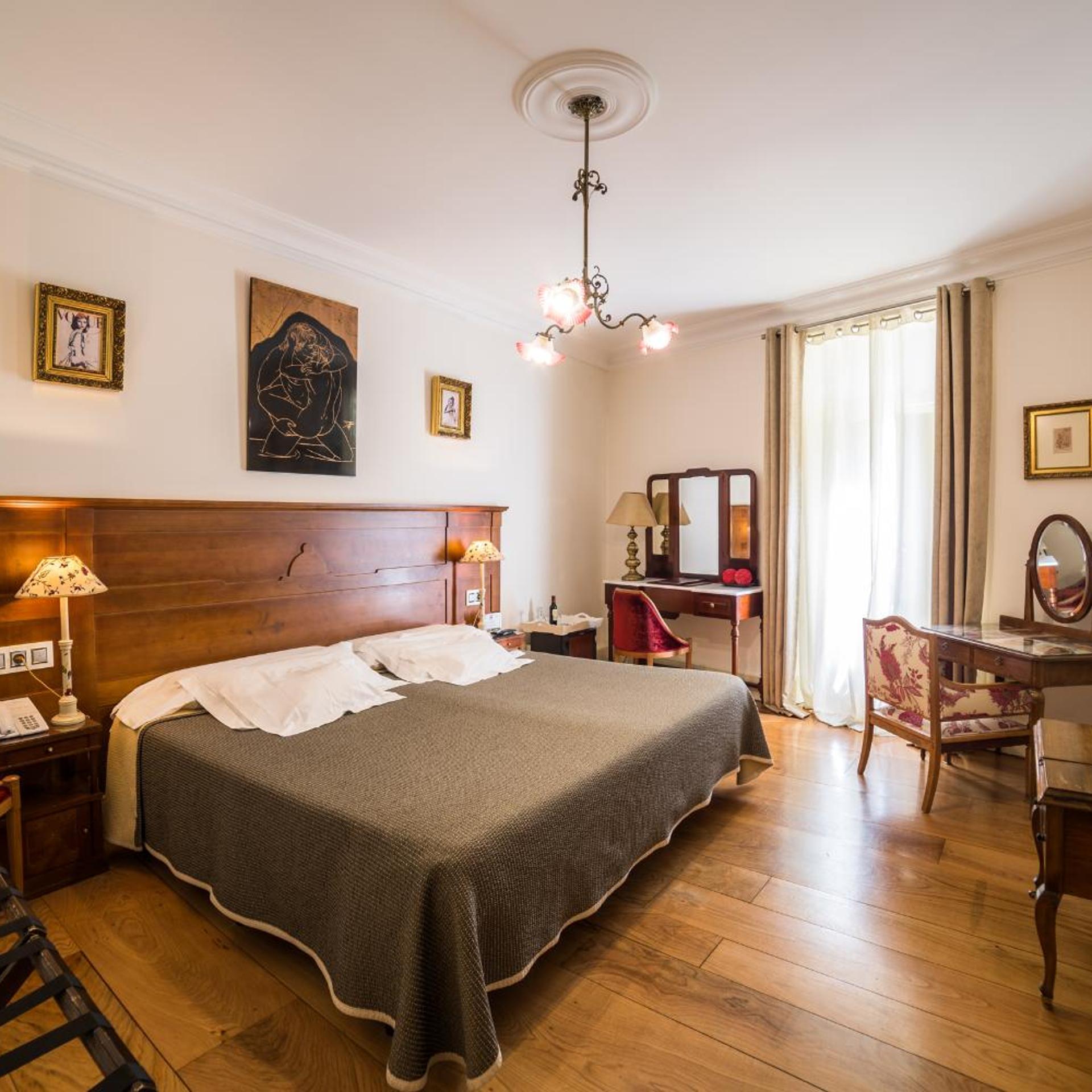 Hotel Monumento Pazo de Orbán e Sangro 18/50