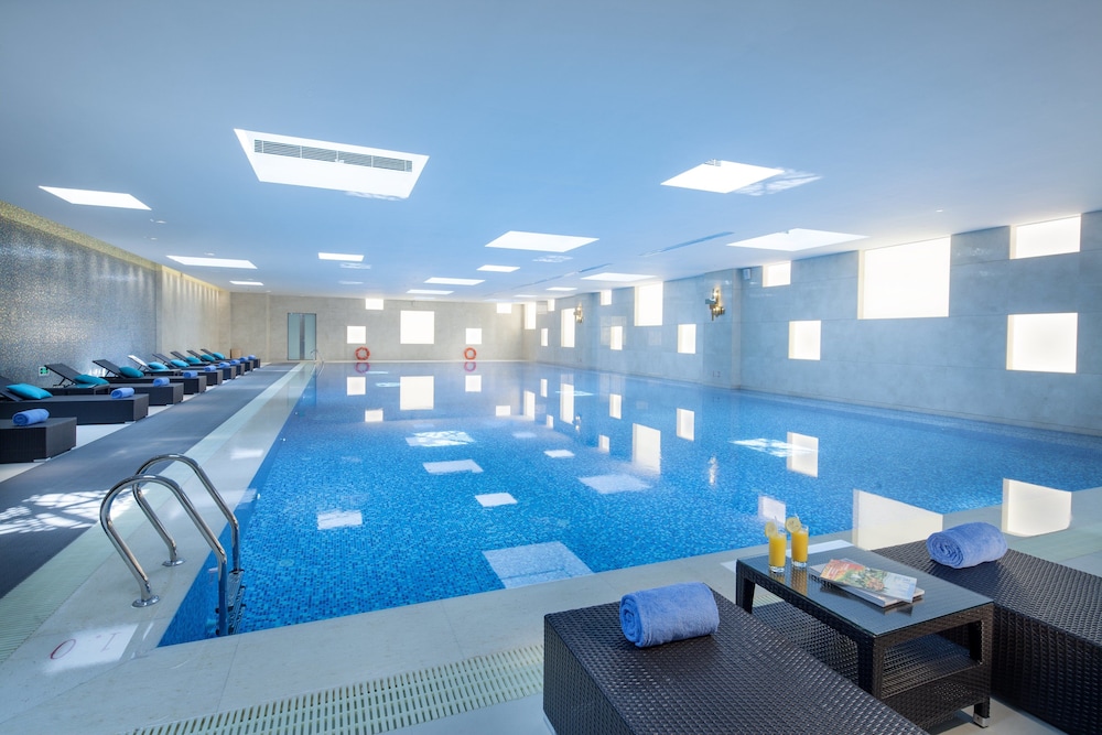Holiday Inn Qingdao Expo 2/34