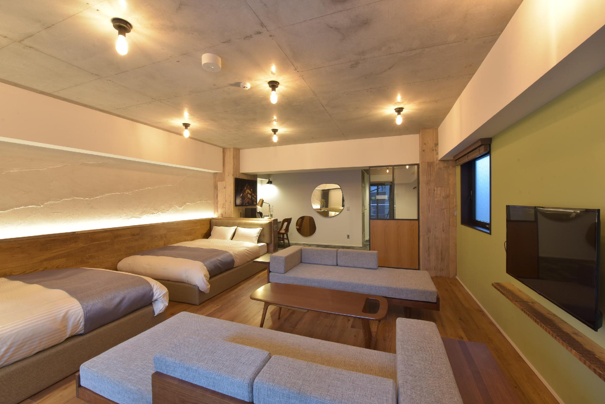 Deluxe, Twin Beds, 2 Sofa