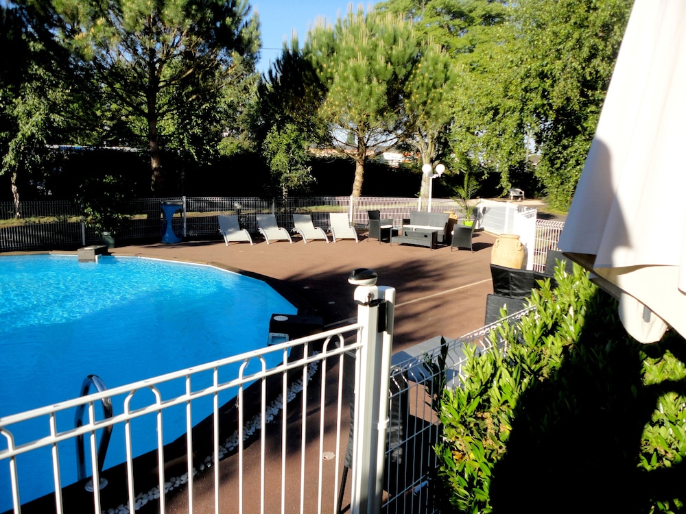 Hotel Les Charmilles 4/21