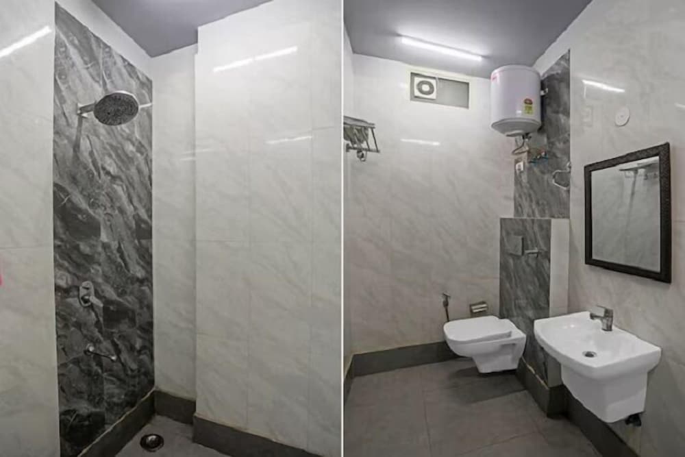 Hotel D Grand 24/25