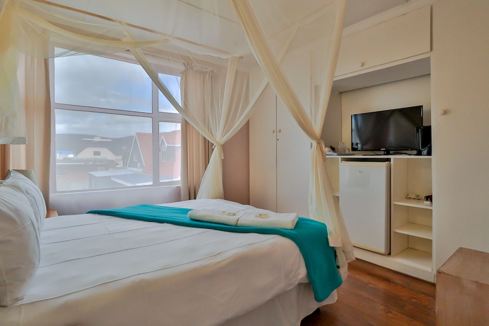 Fisherhaven Traveller s Lodge 7/50